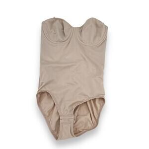 Victoria's Secret Wired Shapewear with Bottom Closure Tan Lightly Lined Bra 36B